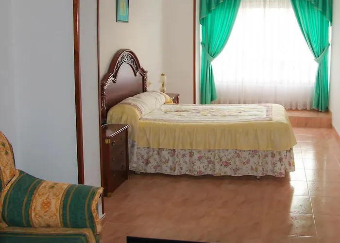 Πανσιόν Dos Alemanes 3*